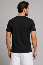 Ανδρικό T-Shirt Brokers μαύρο βαμβακερό με minimal τύπωμα 26017-118-751 Ανδρικό T-Shirt Brokers μαύρο βαμβακερό με minimal τύπωμα 26017-118-751
