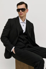 Ανδρικό κοστούμι Sogo μαύρο με γιλέκο slim fit 25032-702-271 Ανδρικό κοστούμι Sogo μαύρο με γιλέκο slim fit 25032-702-271