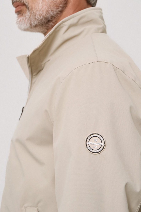 Ανδρικό ανοιξιάτικο μπουφάν Brokers μπεζ ελαφρύ jacket με λάστιχο 26010-107-078 Ανδρικό ανοιξιάτικο μπουφάν Brokers μπεζ ελαφρύ jacket με λάστιχο 26010-107-078