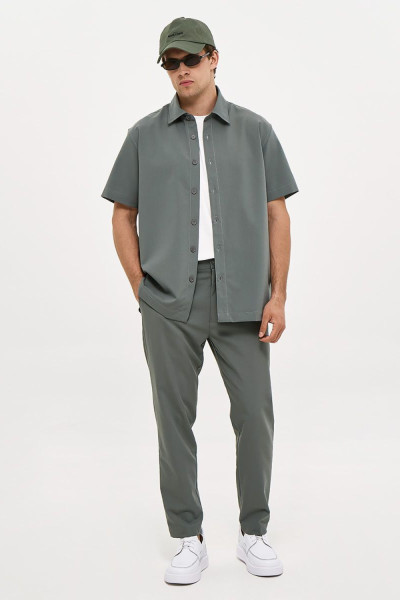 Ανδρικό παντελόνι Brokers χακί tapered fit με λάστιχο στη μέση 26014-842-492