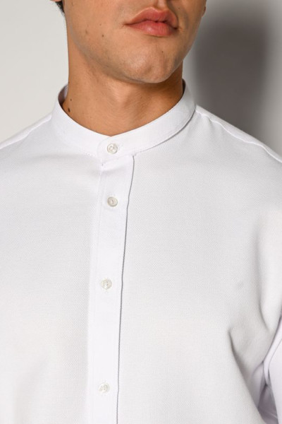 Ανδρικό λευκό πουκάμισο με mao γιακά και μικροσχέδιο – Sogo