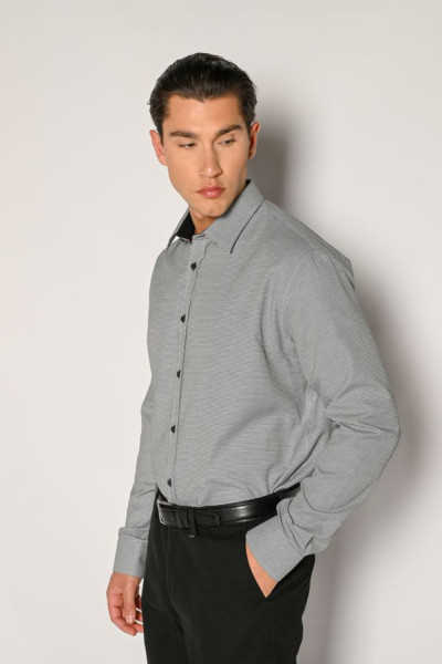 SOGO ΑΝΔΡΙΚΟ ΠΟΥΚΑΜΙΣΟ REGULAR FIT ΜΕ ΜΙΚΡΟΣΧΕΔΙΟ ΜΑΥΡΟ 24536-836-652
