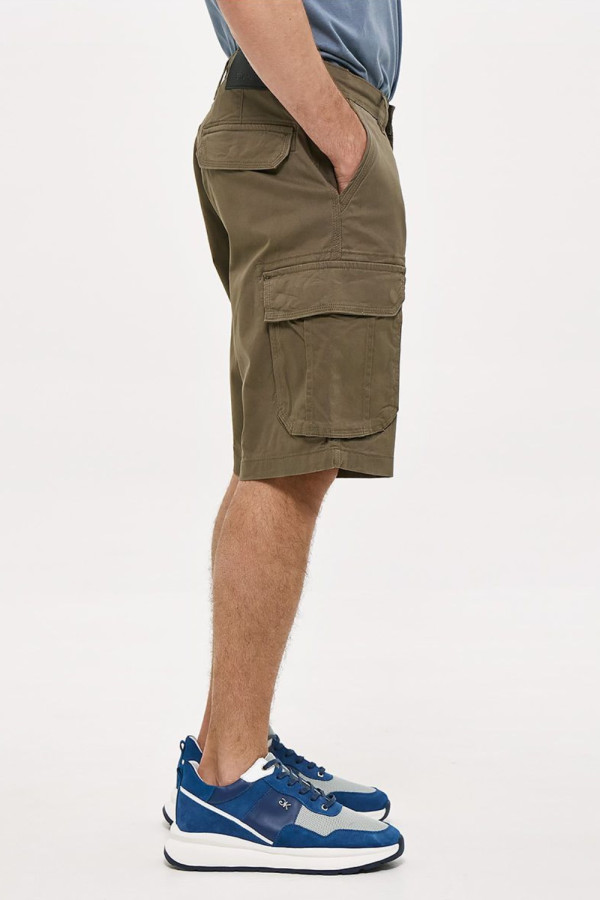 Ανδρική cargo βερμούδα Brokers χακί βαμβακερή 26015-505-451 Ανδρική cargo βερμούδα Brokers χακί βαμβακερή 26015-505-451