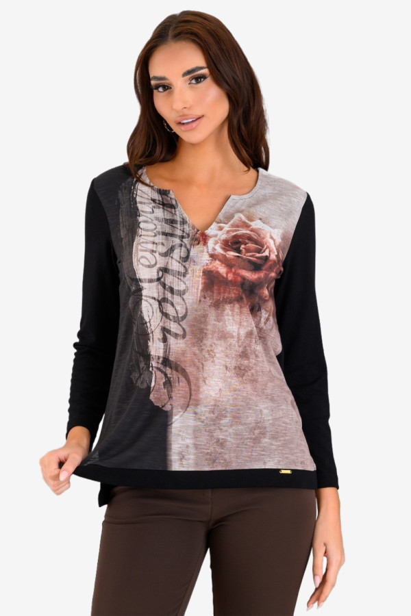 DERPOULI ΓΥΝΑΙΚΕΙΑ ΜΠΛΟΥΖΑ "V" ΜΕ ΨΗΦΙΑΚΟ ΤΥΠΩΜΑ ΜΑΥΡΟ 1.10.39214 DERPOULI ΓΥΝΑΙΚΕΙΑ ΜΠΛΟΥΖΑ "V" ΜΕ ΨΗΦΙΑΚΟ ΤΥΠΩΜΑ ΜΑΥΡΟ 1.10.39214