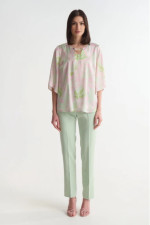 Γυναικεία μπλούζα Fibes ροζ με 3/4 μανίκια εμπριμέ σατινέ 03-7356