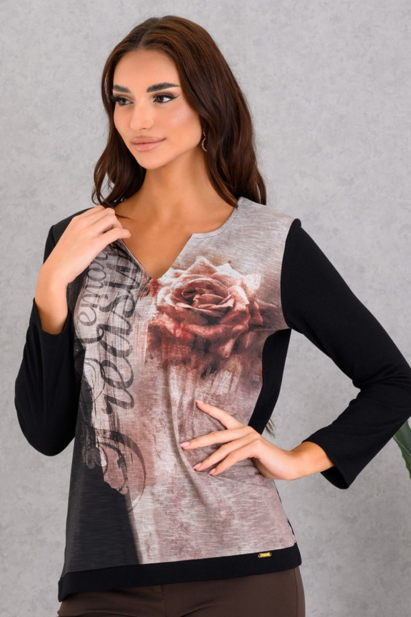 DERPOULI ΓΥΝΑΙΚΕΙΑ ΜΠΛΟΥΖΑ "V" ΜΕ ΨΗΦΙΑΚΟ ΤΥΠΩΜΑ ΜΑΥΡΟ 1.10.39214 DERPOULI ΓΥΝΑΙΚΕΙΑ ΜΠΛΟΥΖΑ "V" ΜΕ ΨΗΦΙΑΚΟ ΤΥΠΩΜΑ ΜΑΥΡΟ 1.10.39214