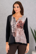 DERPOULI ΓΥΝΑΙΚΕΙΑ ΜΠΛΟΥΖΑ "V" ΜΕ ΨΗΦΙΑΚΟ ΤΥΠΩΜΑ ΜΑΥΡΟ 1.10.39214 DERPOULI ΓΥΝΑΙΚΕΙΑ ΜΠΛΟΥΖΑ "V" ΜΕ ΨΗΦΙΑΚΟ ΤΥΠΩΜΑ ΜΑΥΡΟ 1.10.39214