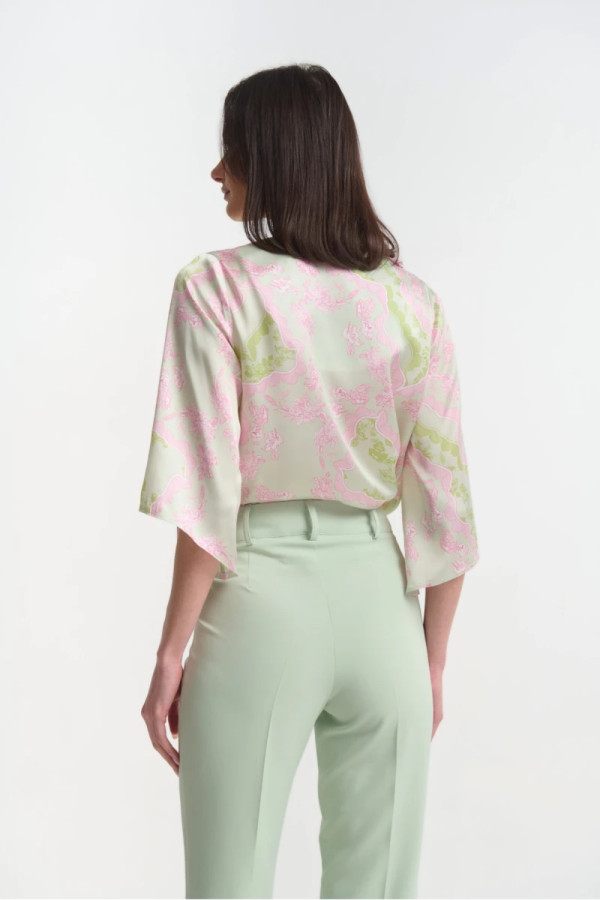 Γυναικεία μπλούζα Fibes ροζ με 3/4 μανίκια εμπριμέ σατινέ 03-7356