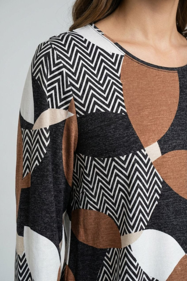 BE COOL ΓΥΝΑΙΚΕΙΑ ΜΑΚΡΥΜΑΝΙΚΗ ΜΠΛΟΥΖΑ ΜΕ ΓΕΩΜΕΤΡΙΚΟ ΜΟΤΙΒΟ ΓΚΡΙ 26-023