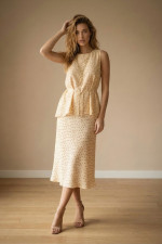 Γυναικείο τοπ μπανανα αμάνικο με πουά μοτίβο Derpouli - 1.10.87350