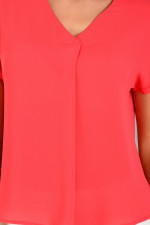 DERPOULI WOMEN'S BLOUSE WITH "V" AND PLEEDE ΚΟΚΚΙΝΟ 1.10.39056