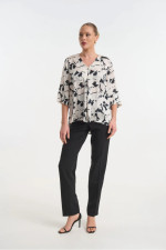 Γυναικεία μπλούζα Fibes μαύρη εμπριμέ σατινέ με τρουακάρ μανίκια 03-7363