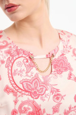 Γυναικεία μπλούζα Fibes κοραλλί εμπριμέ σατινέ με αλυσίδα 03-7353