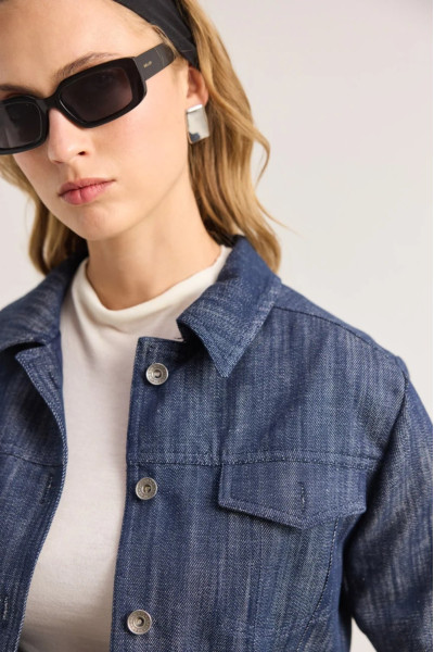 Γυναικείο denim μπουφάν Enzzo μπλε σε cropped γραμμή Fiora 262252