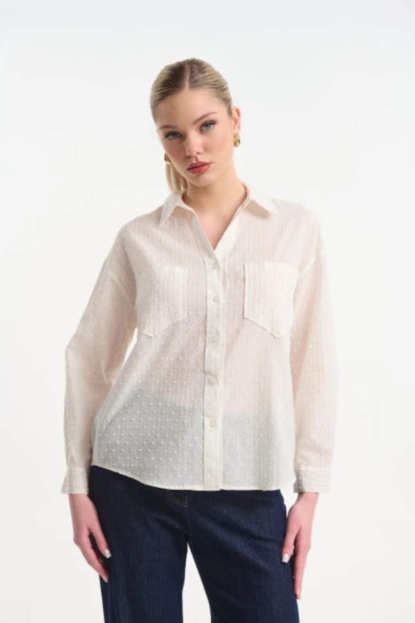 Γυναικείο λευκό πουκάμισο με μικροσχέδιο και μανίκια με κουμπί - Fibes