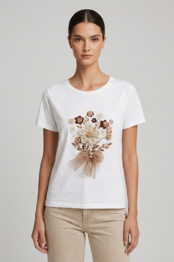 Γυναικείο βαμβακερό T-Shirt Derpouli λευκό με ανάγλυφα λουλούδια 26-100FLO