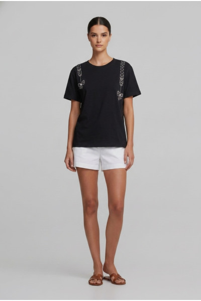 Γυναικείο t-shirt μαύρο βαμβακερό με στρας λεπτομέρειες 26-100STR
