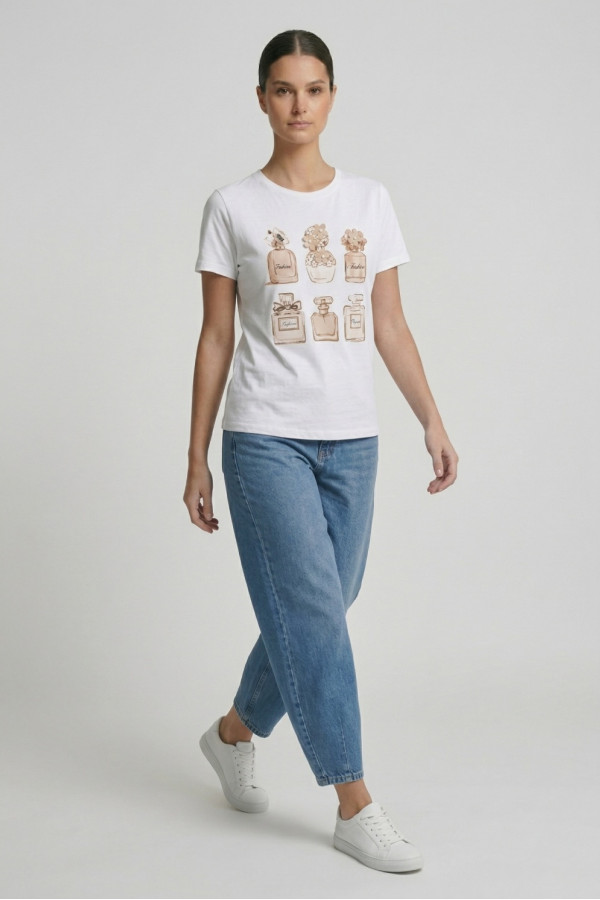 Γυναικείο t-shirt λευκό βαμβακερό με print μπεζ αρώματα και 3D λεπτομέρειες
