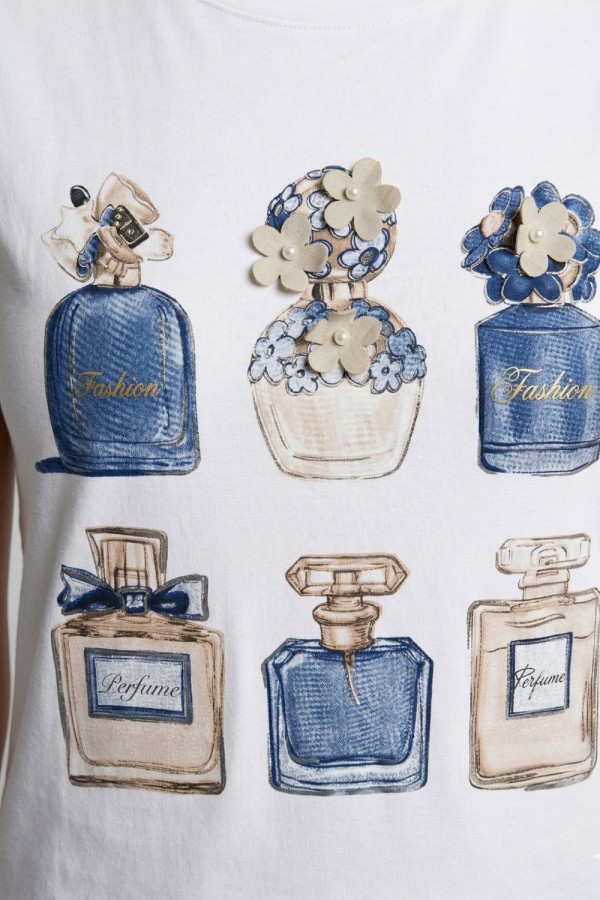 Γυναικείο t-shirt λευκό βαμβακερό με print μπλε αρώματα και 3D λεπτομέρειες