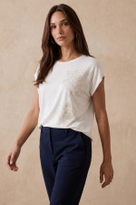 Γυναικεία μπλούζα Derpouli εκρού με floral strass 1.10.39-50896